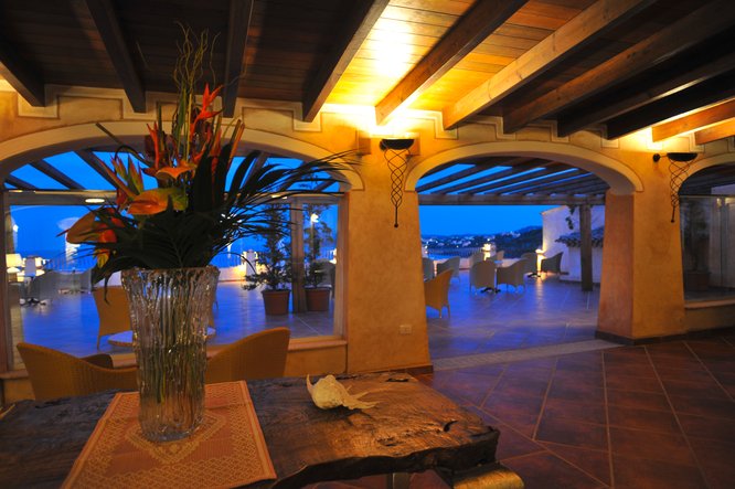 Sardinia luxury wedding on the beach , Hall